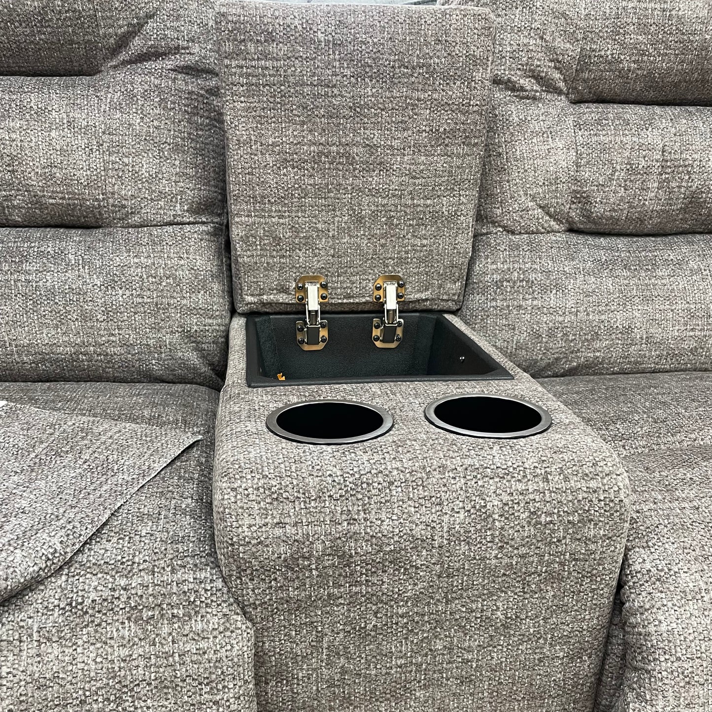 M730 Unity Sectional