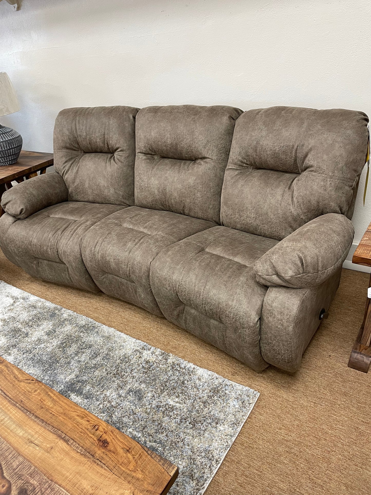 Brinley (U700) Reclining Sofa